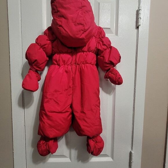 Gap snowsuit‎ - Picture 3 of 4